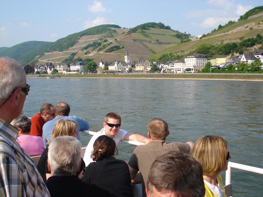 Hotel Gasthof Schuster Und Gaestehaus Rüdesheim am Rhein Extérieur photo