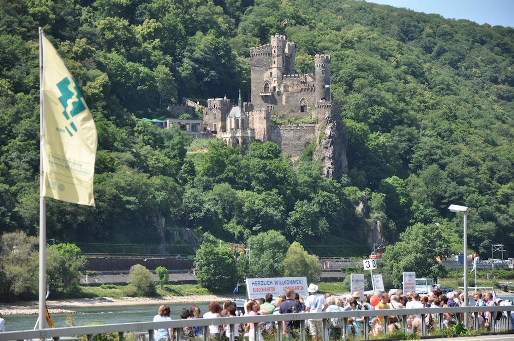 Hotel Gasthof Schuster Und Gaestehaus Rüdesheim am Rhein Extérieur photo